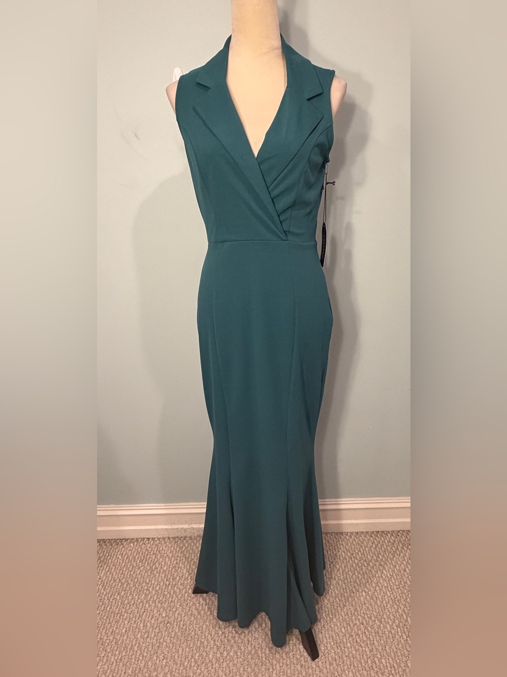 Max and Ash NWT Elegant green V-Neck Maxi Dress Size M